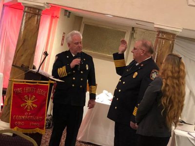 November 27, 2018 President, Hebron Chief Nick WALLICK and V/P, Bolton Chief Bruce DIXON were sworn in as their new term starts. South Windsor Chief, Kevin Cooney was presented the Past President Award. Congrats to all the new Officers!